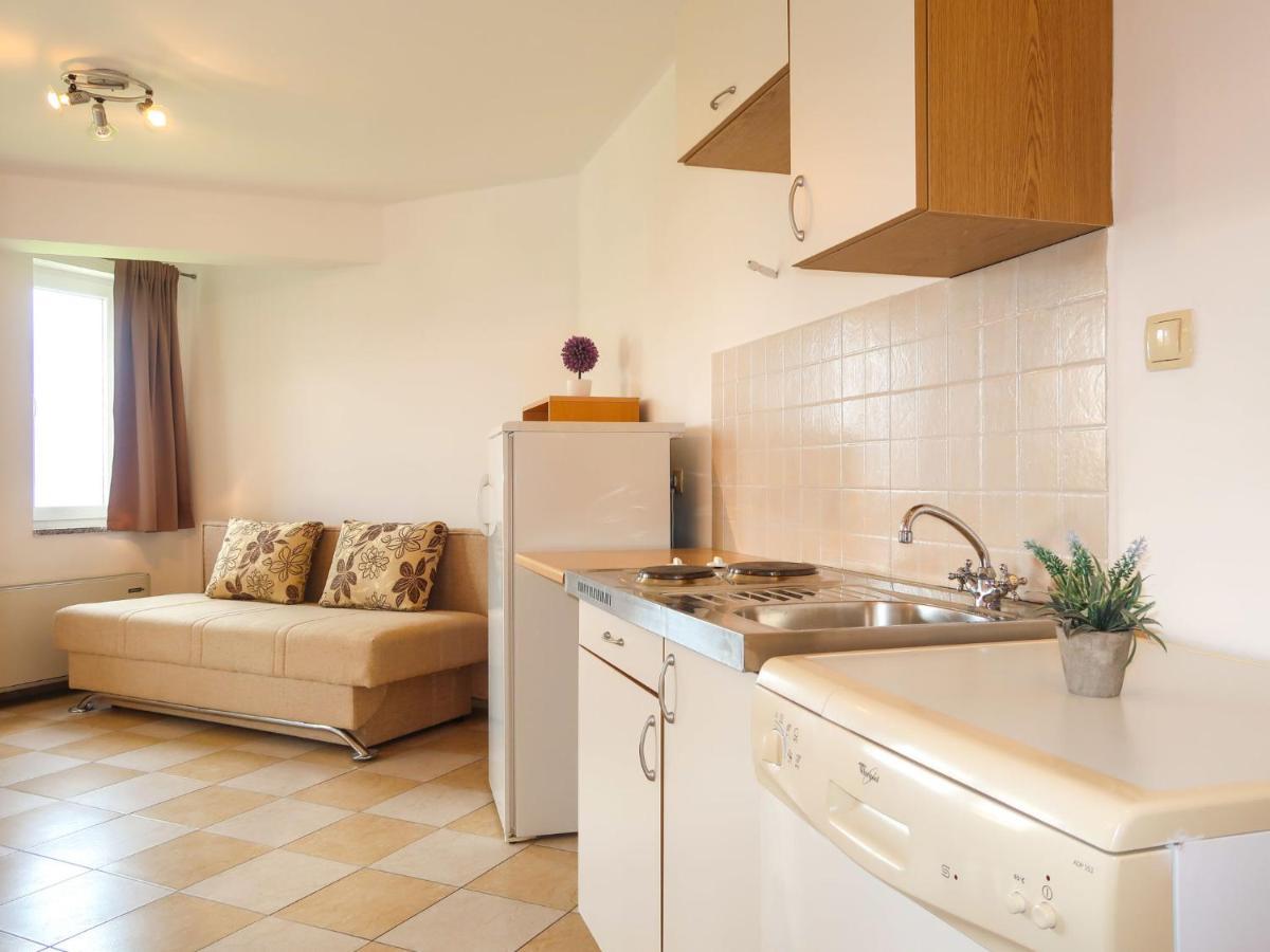 Apartment Marija - Vrb102 By Interhome Врбник Экстерьер фото